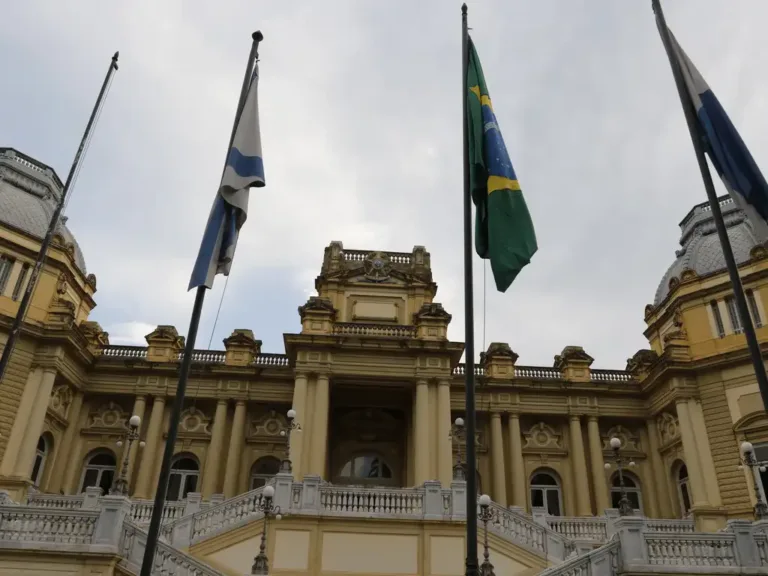 Eleições 2026: o que apontam as pesquisas de intenção de voto para o governo do RJ