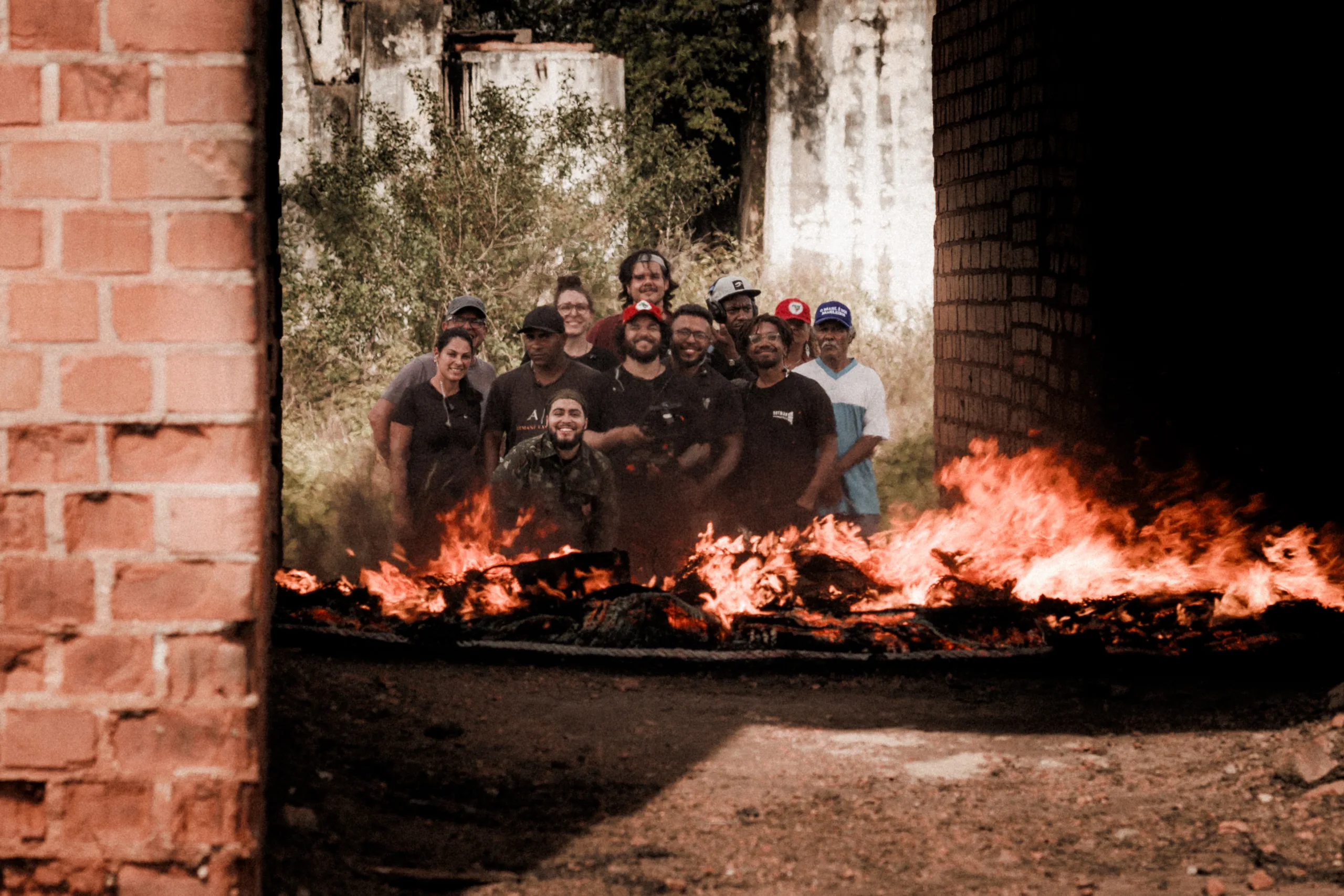 Equipe do documentário "Cambahyba" durante filmagens