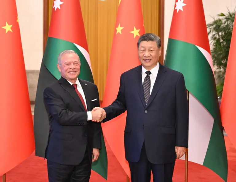China e Jordânia unem forças pela Palestina; Xi propõe princípios para uma solução política