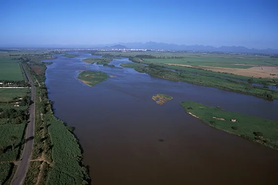 Rio Paraíba do Sul (RJ) - Foto: Zig Koch / Banco de Imagens ANA