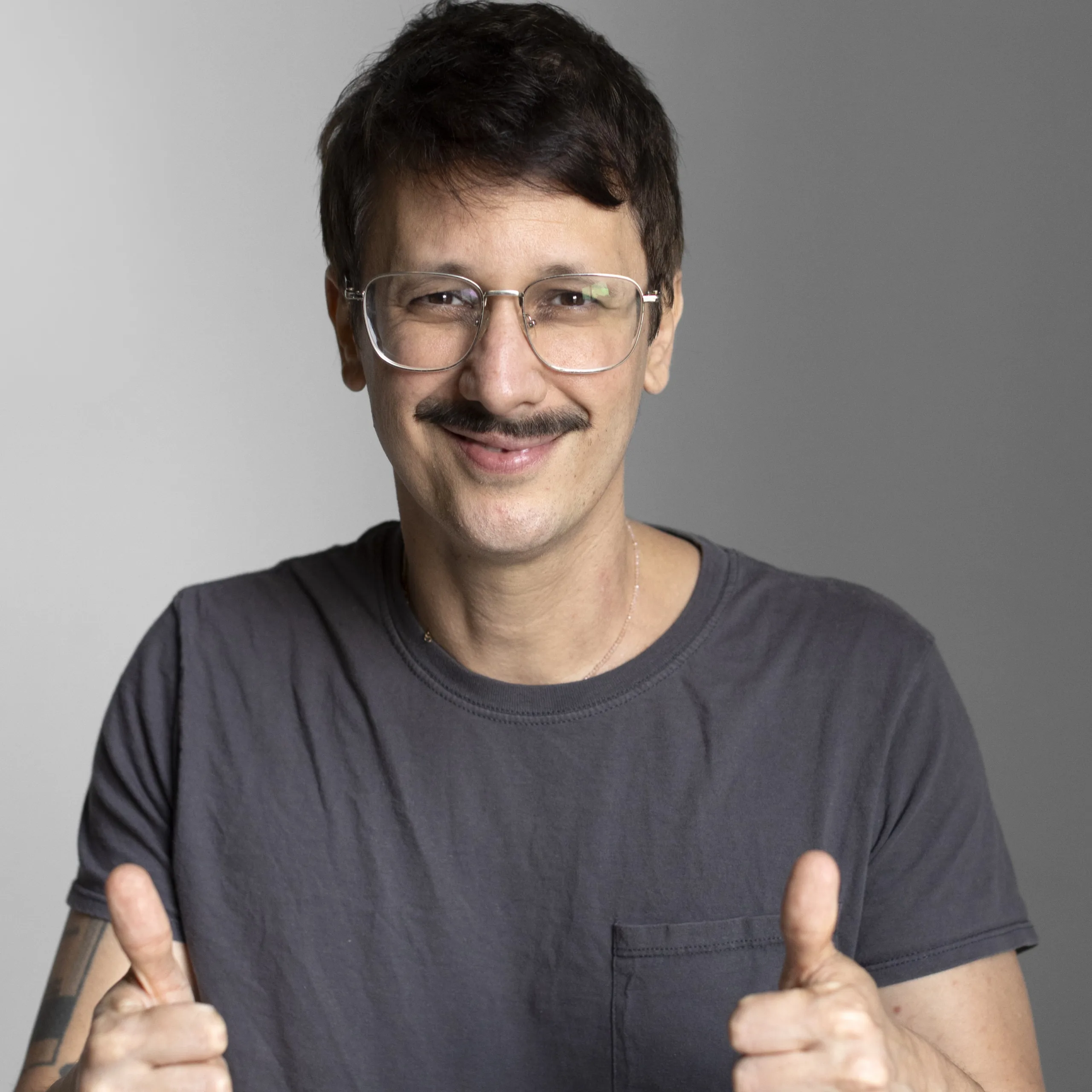 ‘Alguns humoristas parecem só uma metralhadora de ofensas, não têm humor’, diz Daniel Furlan 