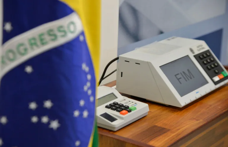 Pesquisas da semana: saiba como está a disputa para governador e o Senado em sete estados