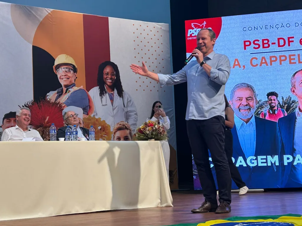 Candidato ao Palácio do Buriti concentrou críticas à condução do BRB e à gestão do Distrito Federal
