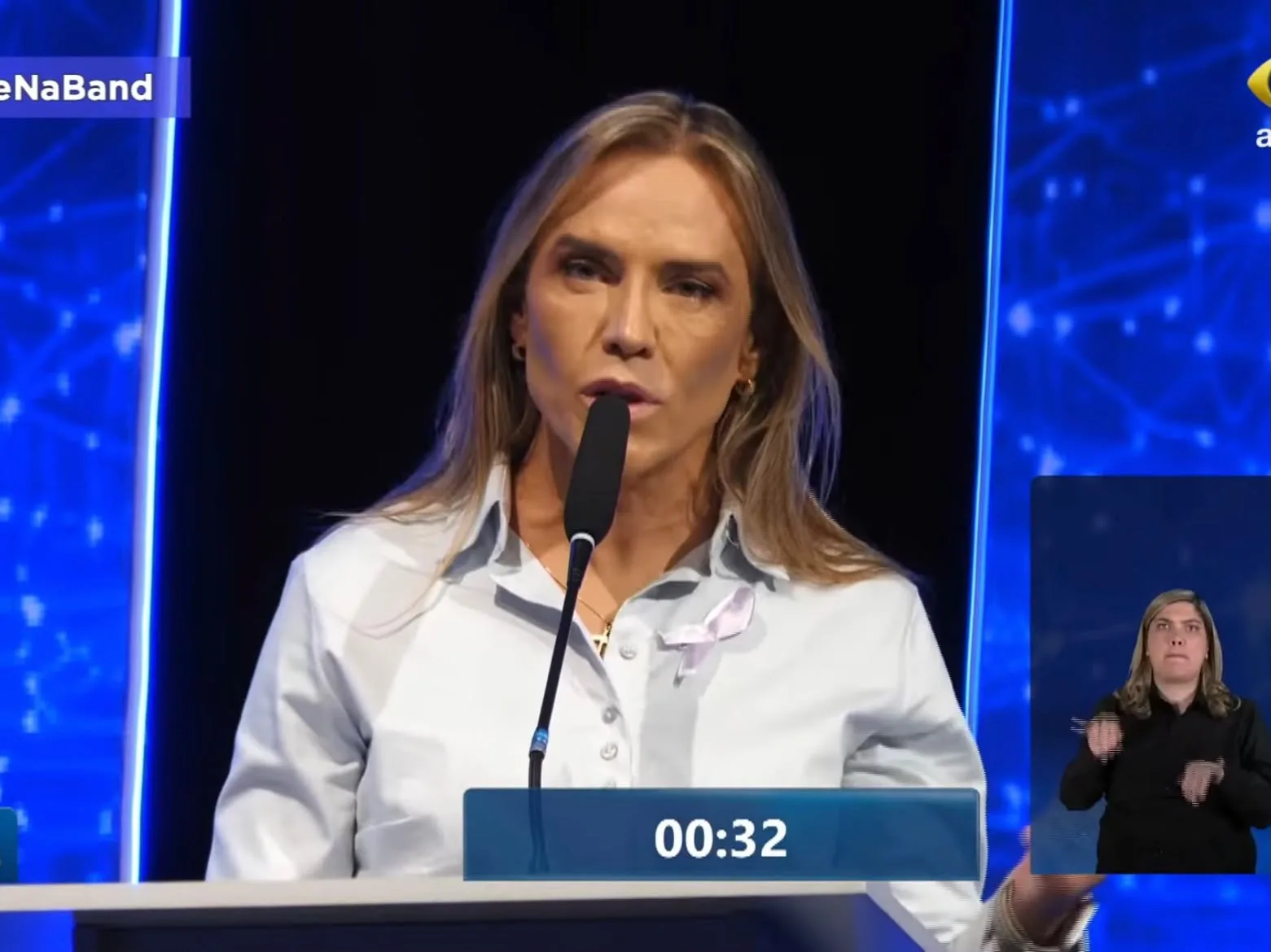 Primeiro debate eleitoral foi promovido pela Band Brasília e ocorreu neste domingo (9), no Teatro do Sesc Ceilândia