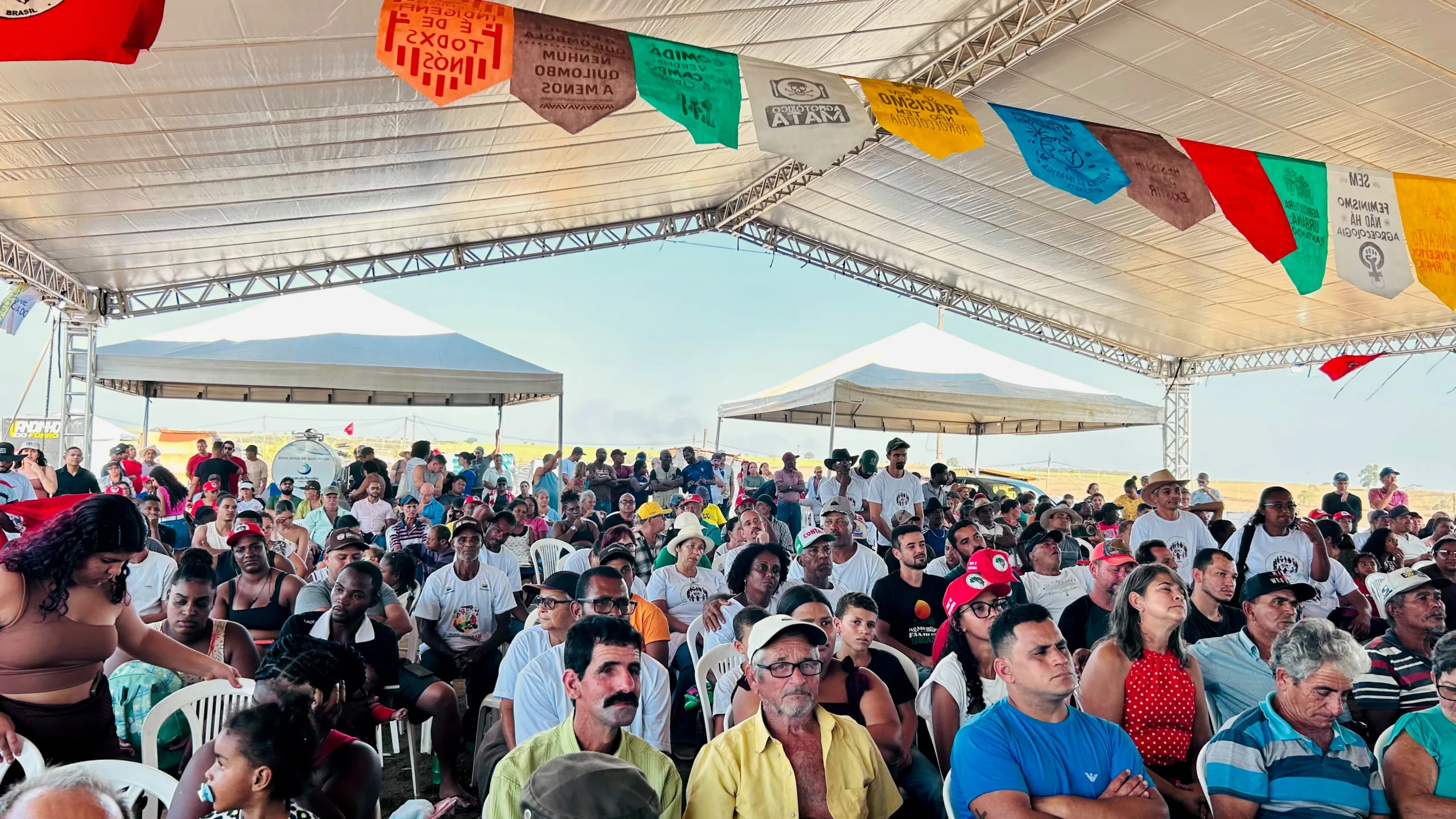 Assentamento 15 de Abril em Campos dos Goytacazes (RJ)