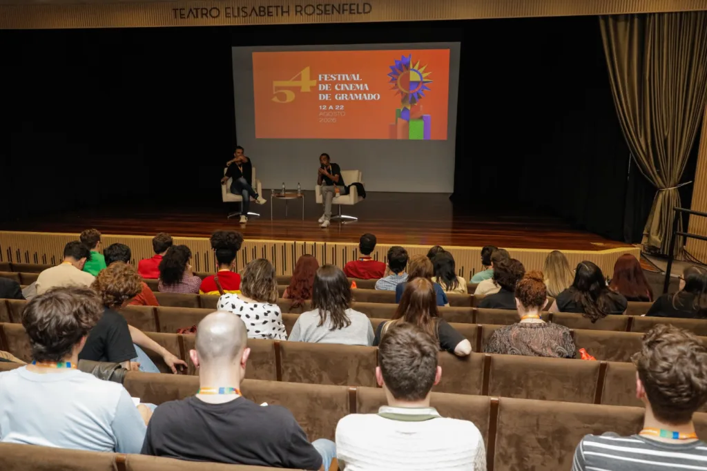 Evento aproxima grandes agentes do mercado de profissionais de diferentes origens
