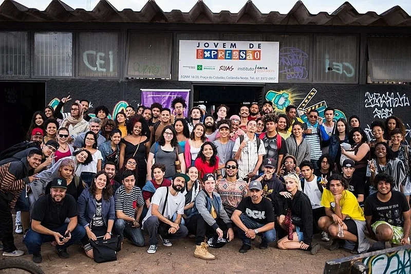 Programa educacional Jovem de Expressão atua em áreas periféricas do Distrito Federal