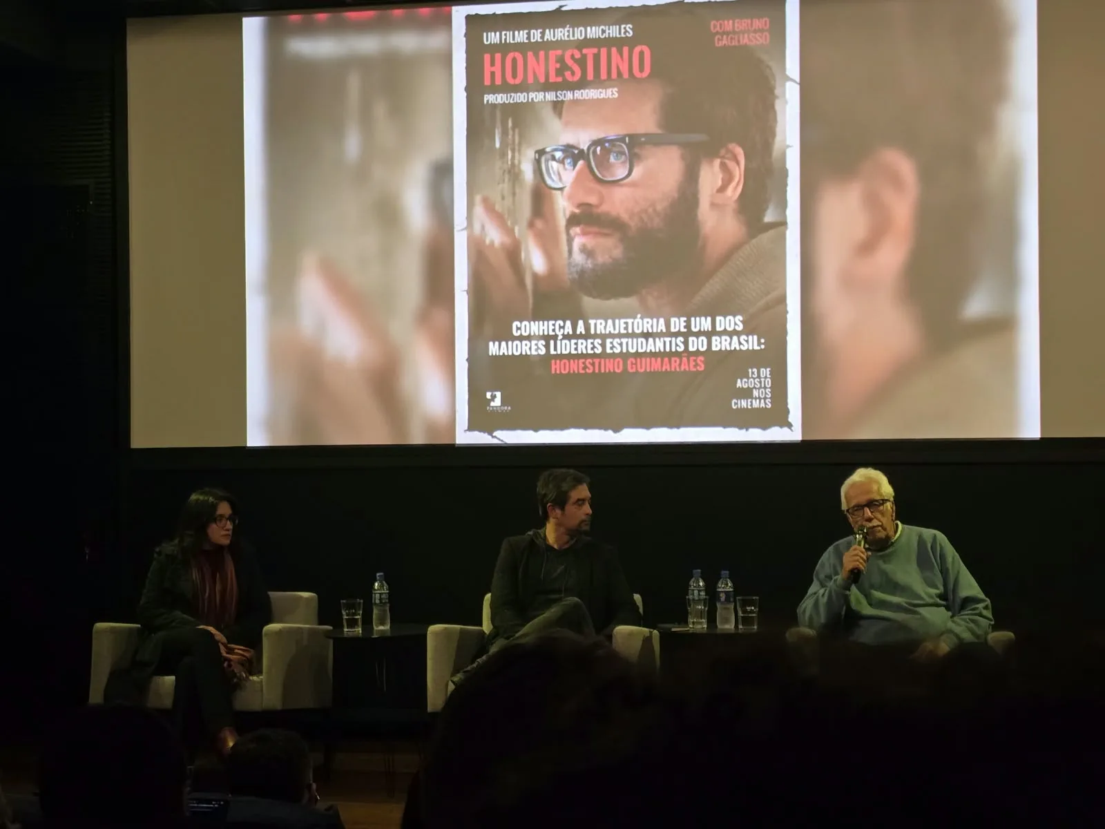 Debate sobre filme Honestino em Porto Alegre (RS)