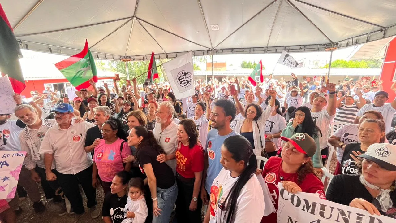 Lançamento de carta reuniu mais de 400 militantes de comunidades onde vivem 9 mil famílias.
