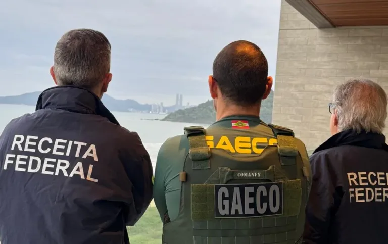 Carbono Oculto mira Banco Genial e empresa usada por Vorcaro para financiar 'Dark Horse'
