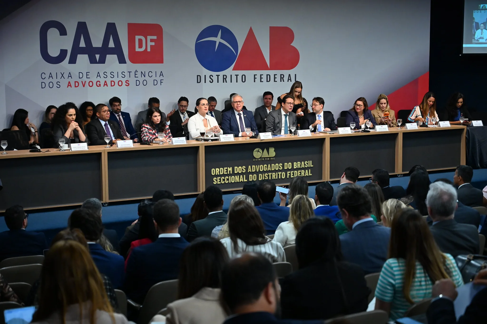 Sessão extraordinária do Conselho Pleno ocorreu entre a noite de terça (8) e a madrugada desta quarta-feira (9)