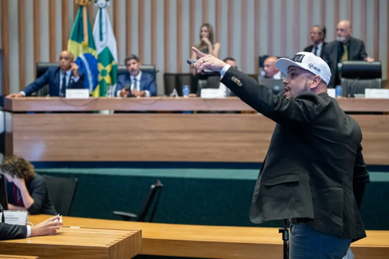 TRE-DF rejeita ação de Celina Leão contra Max Maciel por críticas à candidata
