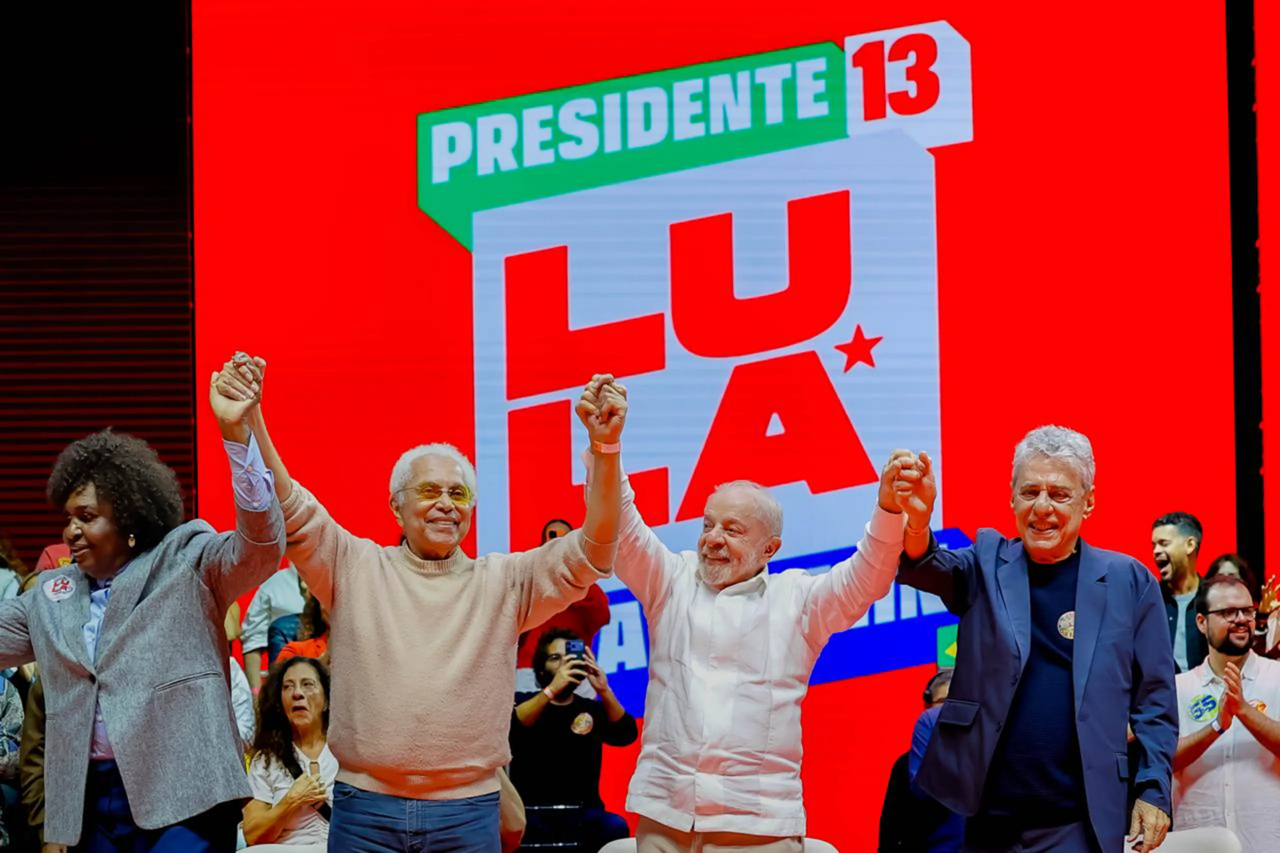 Lula reúne artistas em ato durante o ato 'Cultura com Lula', na Fundição Progresso, Rio de Janeiro