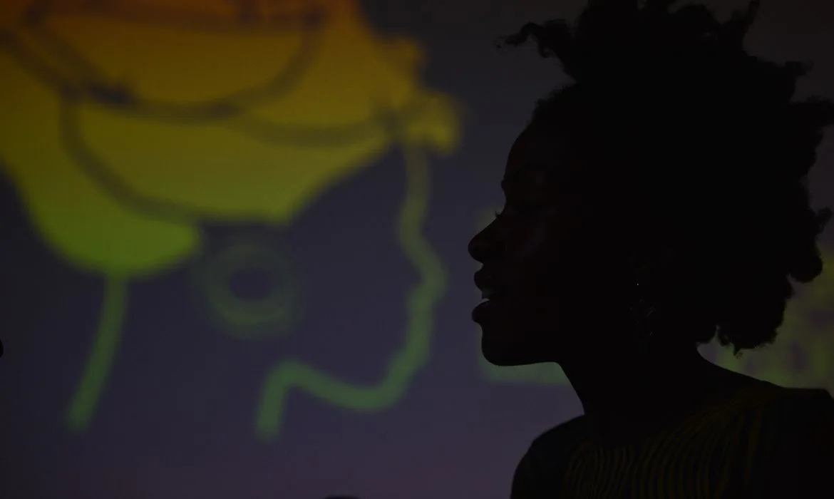 De janeiro a julho de 2026, Minas Gerais contabilizou 194 casos de racismo consumado, contra 139 registros no mesmo período de 2025.
