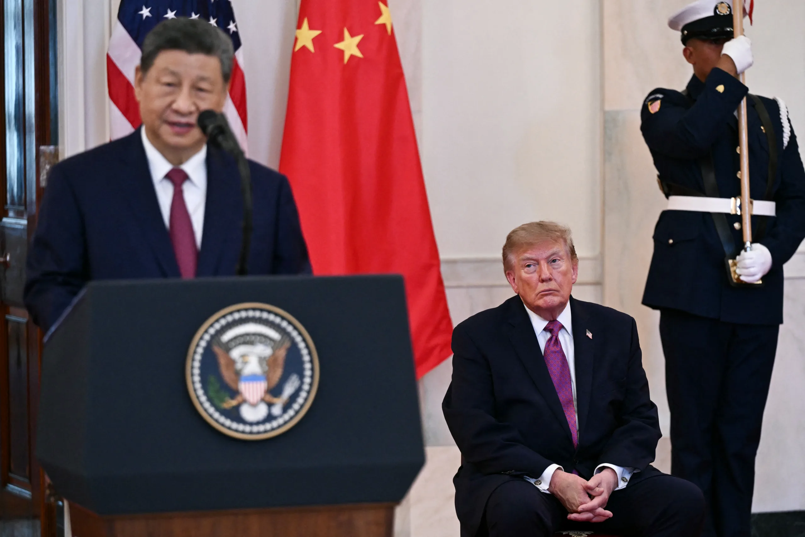 Os presidentes da China, Xi Jinping, e dos Estados Unidos, Donald Trump