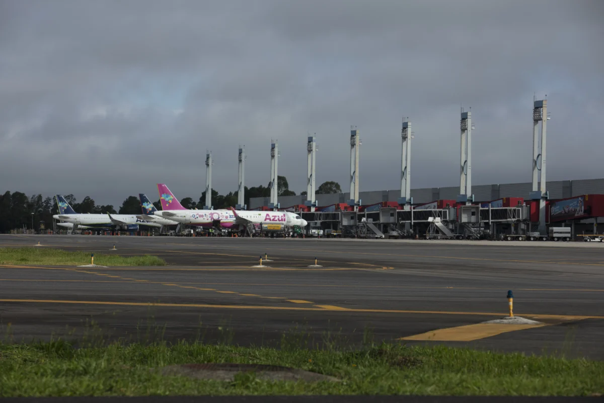 Paraná tem 59 aeroportos controlados pela iniciativa privada.