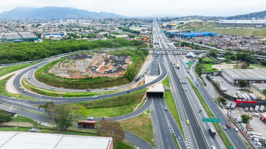 Governo Lula investiu R$ 997 milhões na ampliação e modernização da Rodovia Presidente Dutra (BR-116/RJ)
