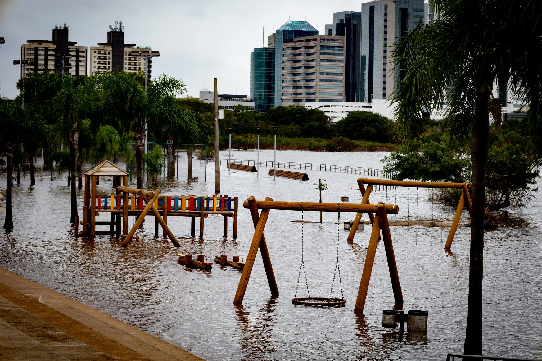 enchentes no rs