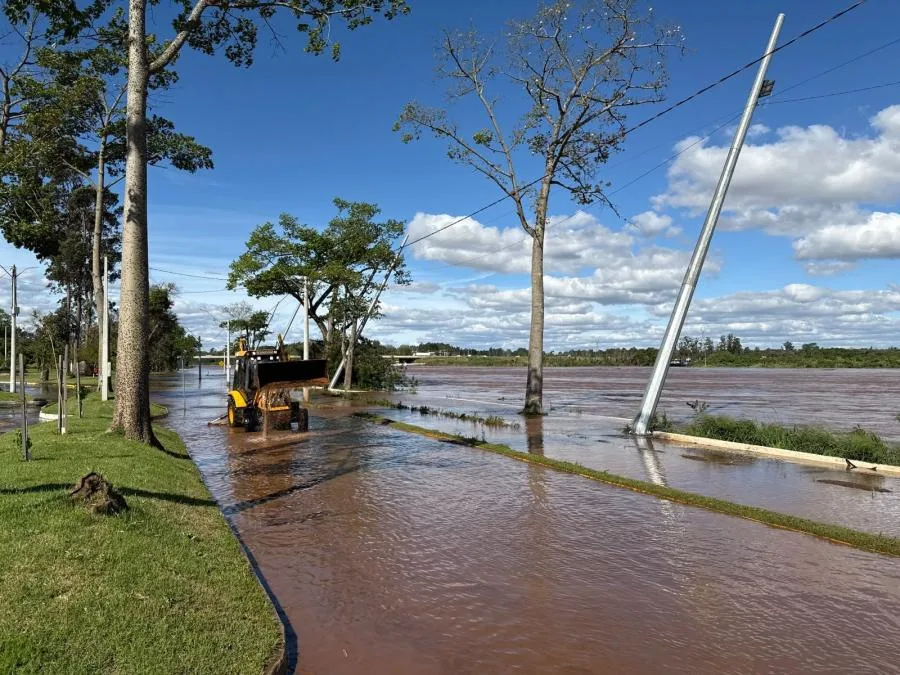 Rio Taquari está acima da cota de inundação em Lajeado, no Vale do Taquari