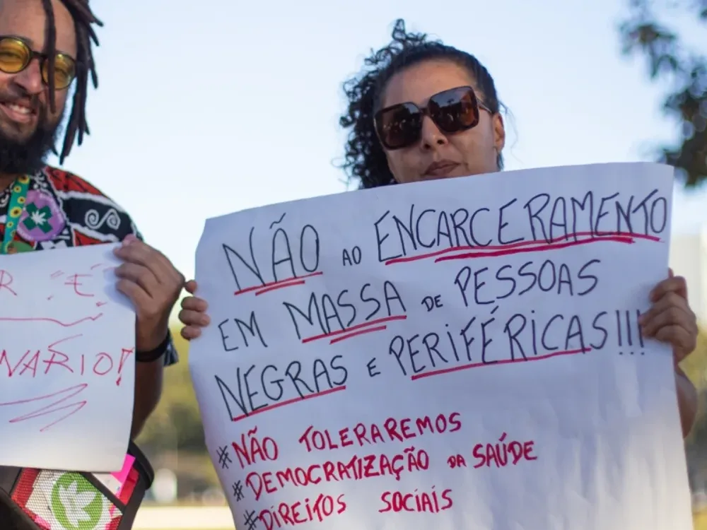Mesmo com mudanças recentes na política de drogas, o combate à criminalização segue entre as pautas da Marcha da Maconha