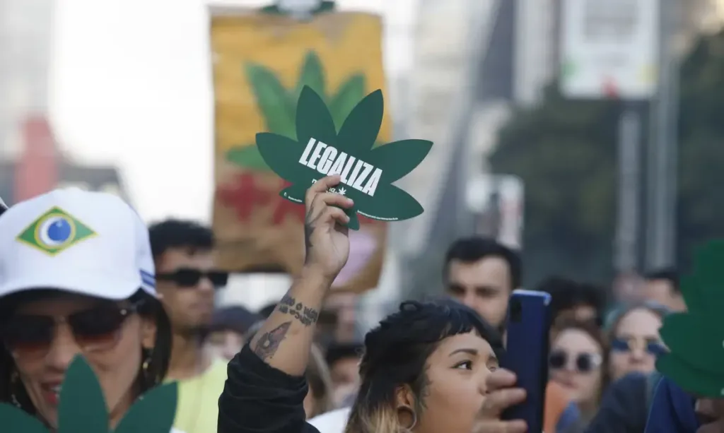 A legalização da cannabis permanece entre as reivindicações defendidas pela Marcha da Maconha