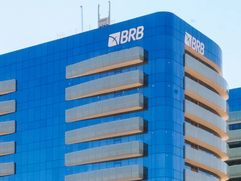TCDF bloqueia bens de ex-dirigentes do BRB envolvidos no caso Master