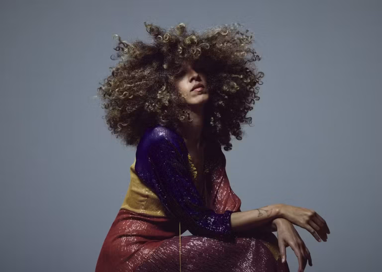 A cantora Anaïs Sylla