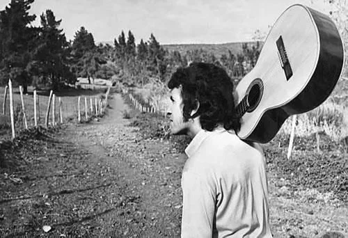 ‘Manter a chama de Victor Jara viva é um dever de todos nós’, afirma músico e sociólogo