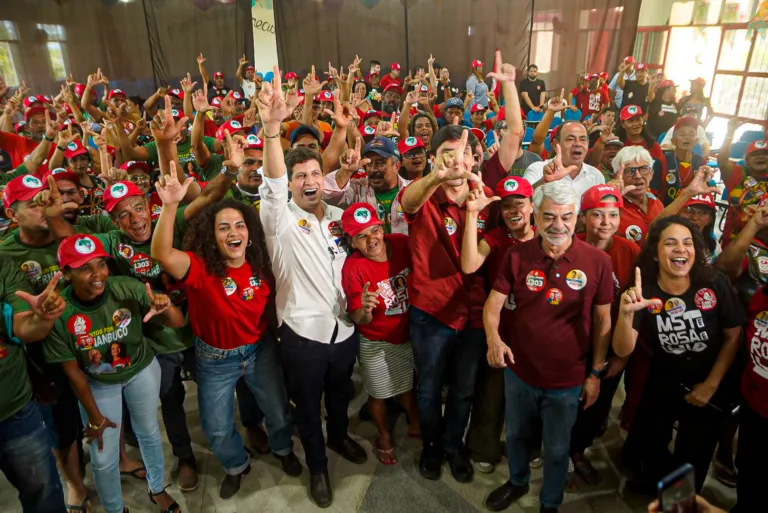 Em Pernambuco, MST nega estar apoiando Raquel Lyra: ‘orientação é votar em João Campos’