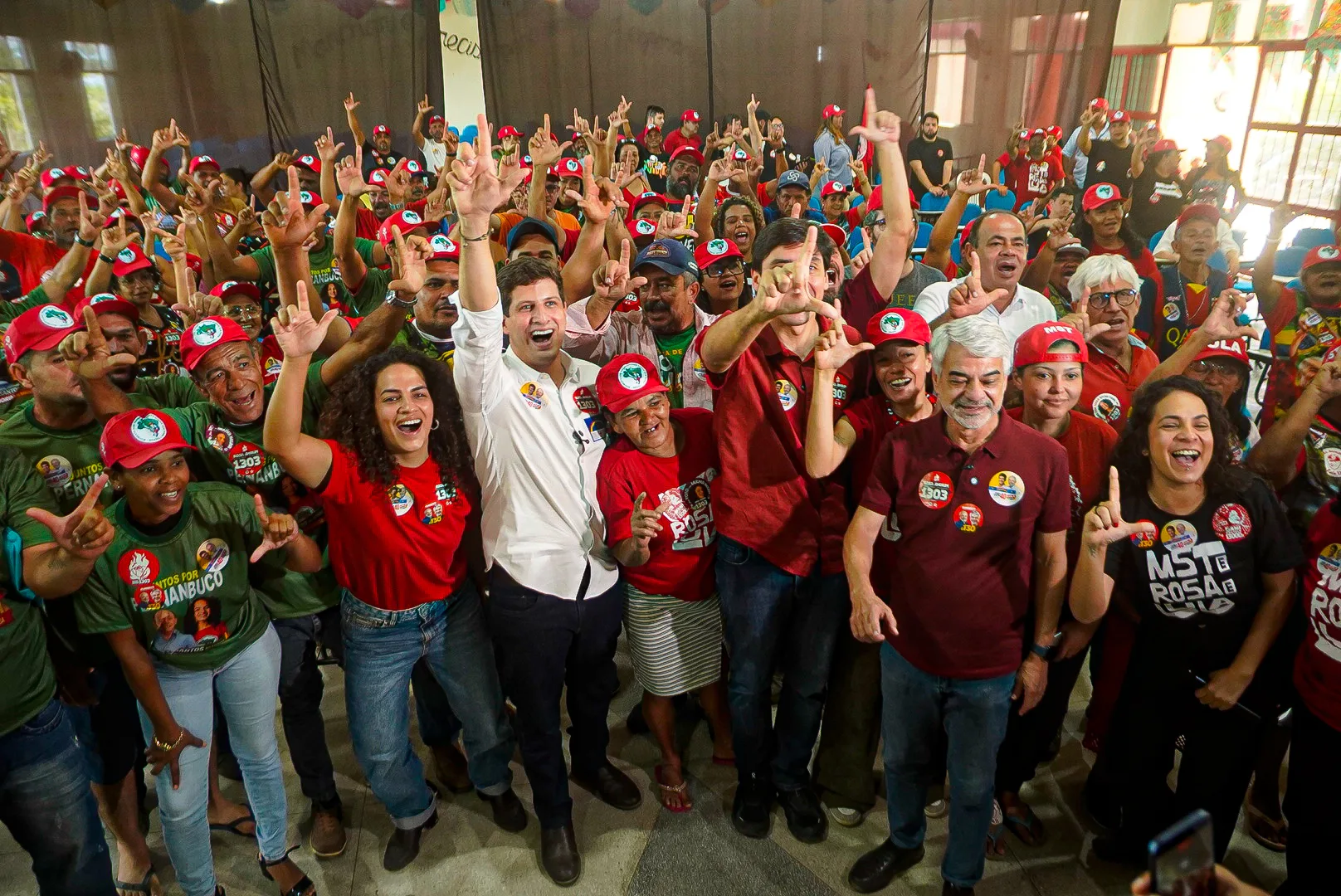 MST seguiu o PT e está apoiando a candidatura de João Campos (PSB) ao Governo de Pernambuco