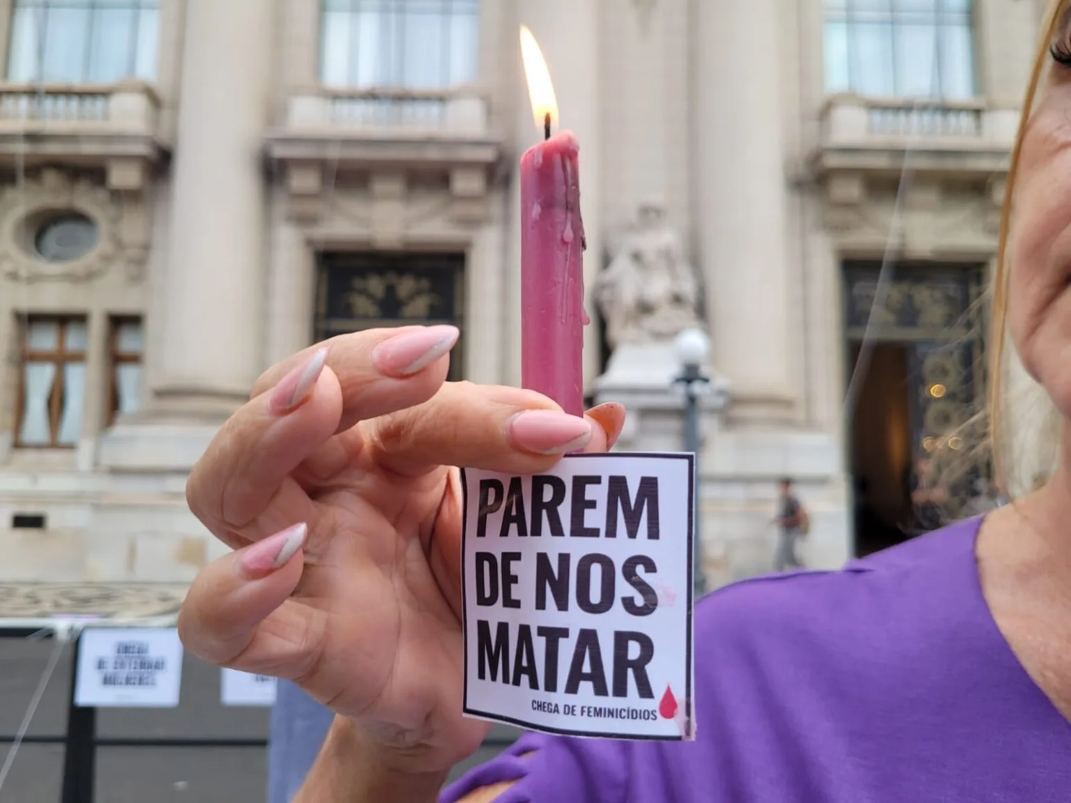 Pesquisadoras debateram tipificação do feminicídio, reconhecimento de transfeminicídio e necessidade de considerar o histórico de violência nas investigações