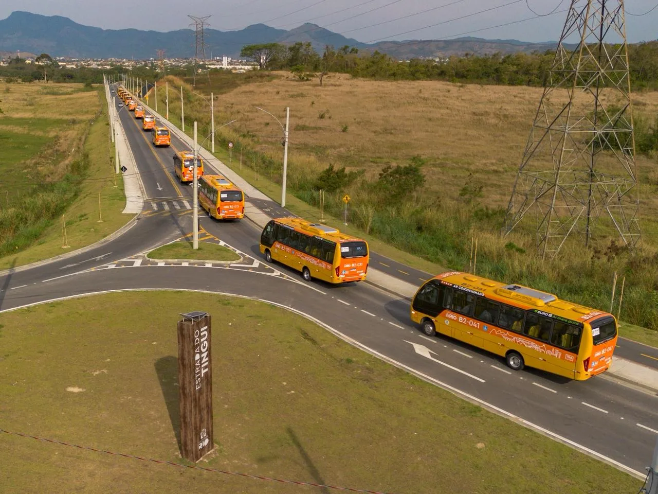 Novos ônibus do Sistema RIO circulam na zona oeste