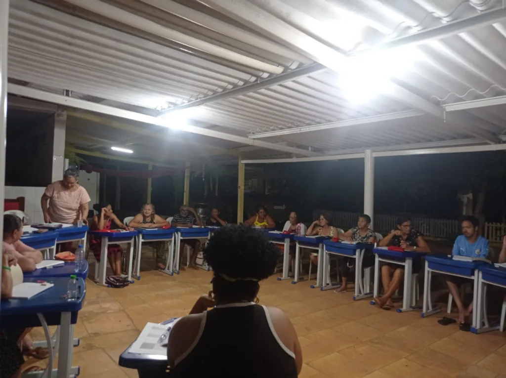 Turma de alfabetiza&ccedil;&atilde;o do Cepafre no Terreiro do V&ocirc; Congo
