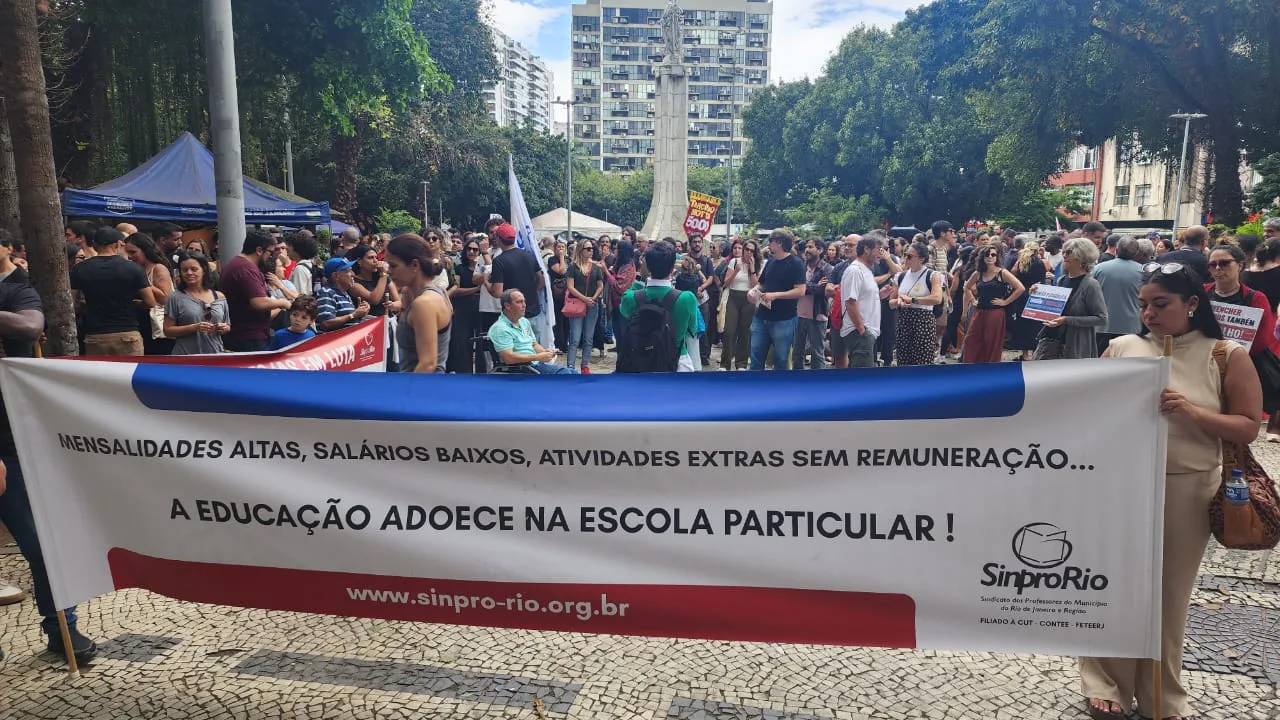 Mobilização dos professores da rede privada no Rio