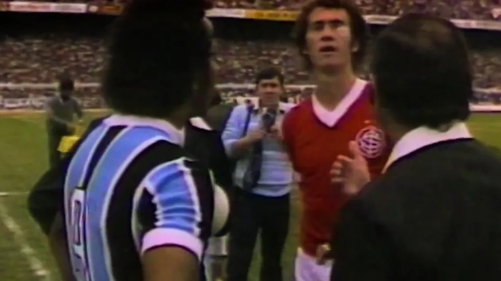 Document&aacute;rio revisita mais de um s&eacute;culo de hist&oacute;ria das disputas entre Gr&ecirc;mio e Internacional
