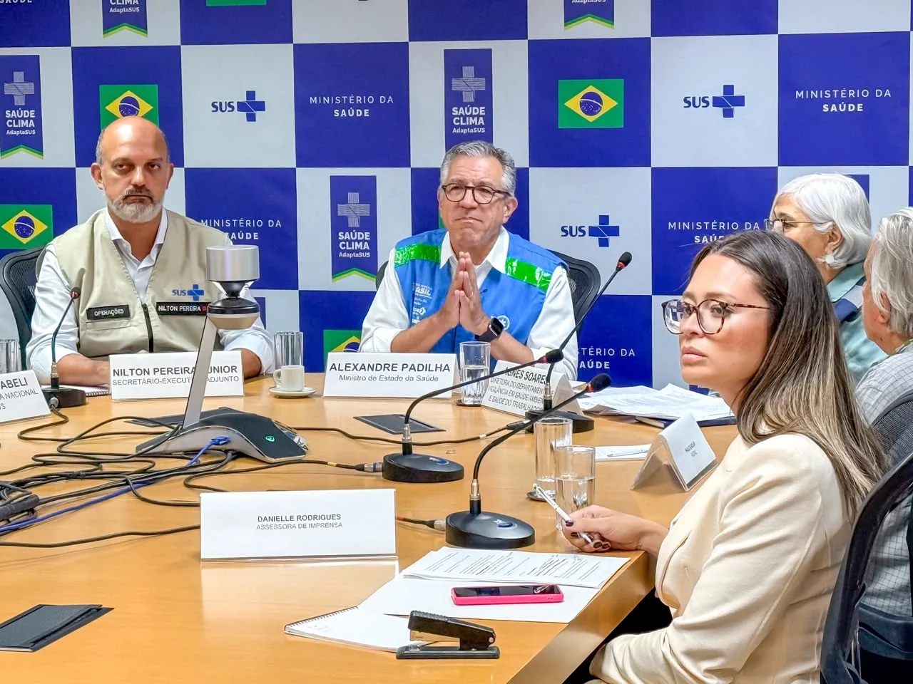 Ministro da Saúde e equipe detalham o plano de contingência e as ações do Sistema Único de Saúde (SUS) diante dos impactos do fenômeno El Niño