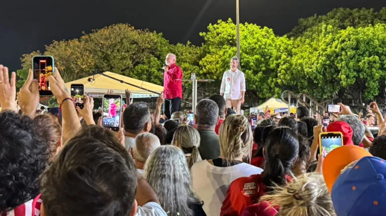 Lula diz que governadora tenta atribuir crise do BRB a ele: 'Quem quebrou o BRB foi o Ibaneis'