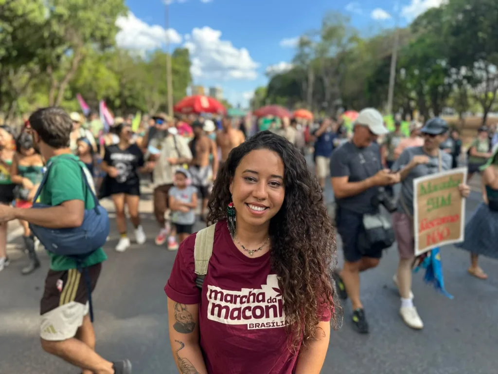 Desiree Calvis é uma das organizadoras da Marcha da Maconha de Brasília