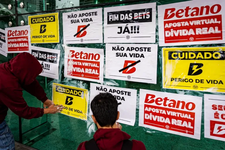 MTST protesta em frente à sede da Betano em SP e defende proibição das bets