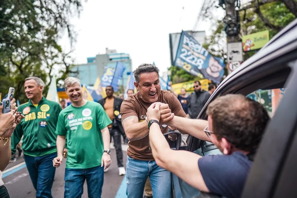 Zucco e candidatos ao Senado no Parcão, em Porto Alegre