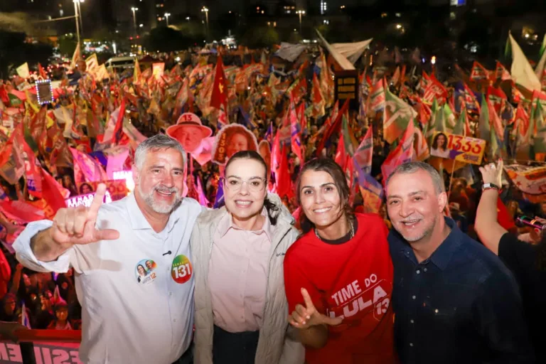 Ato da esquerda marca último fim de semana da campanha ao governo do Rio Grande do Sul
