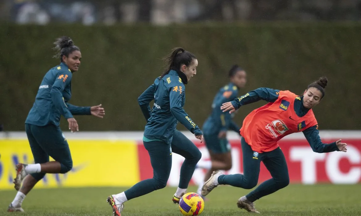 Seleção brasileira feminina de futebol