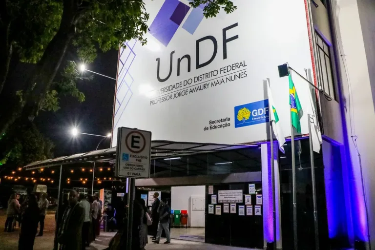 Professores da UnDF pautam demandas para candidaturas comprometidas com a instituição