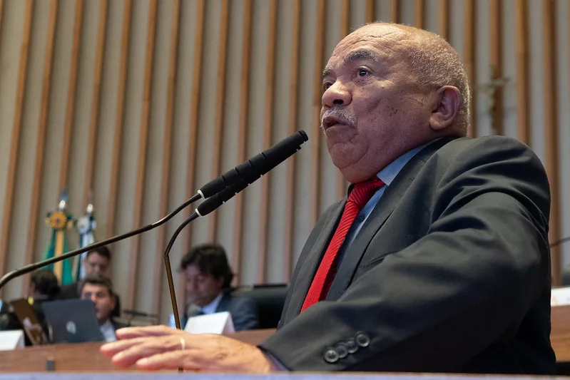 Deputado Chico Vigilante (PT)