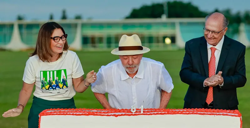 Lula durante comemoração de seu aniversário