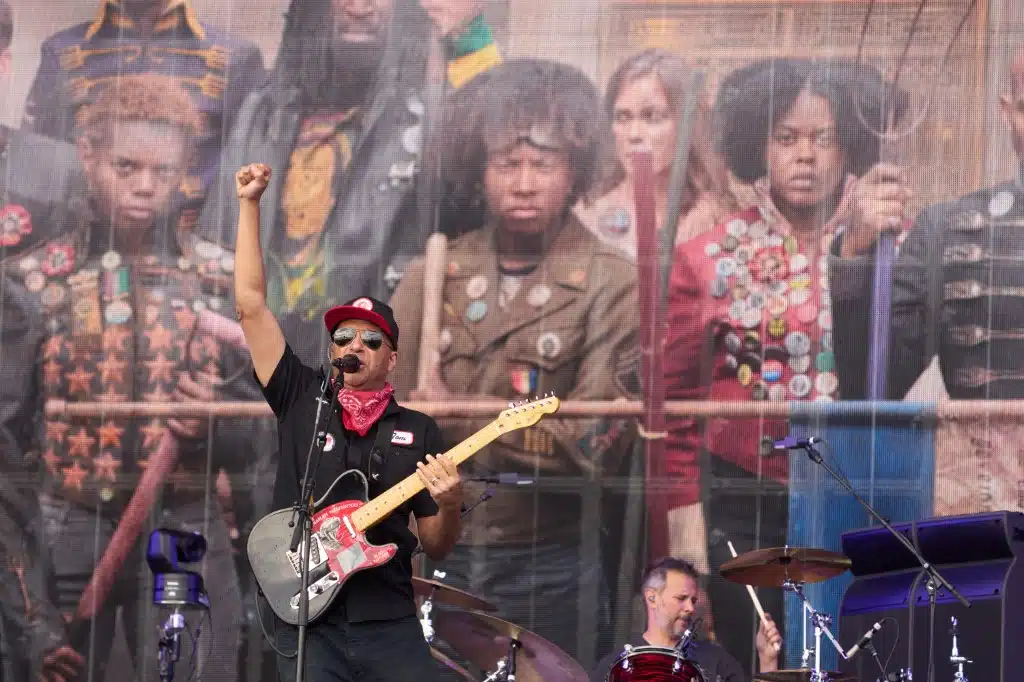 O guitarrista Tom Morello, conhecido por seu trabalho à frente do Rage Against the Machine