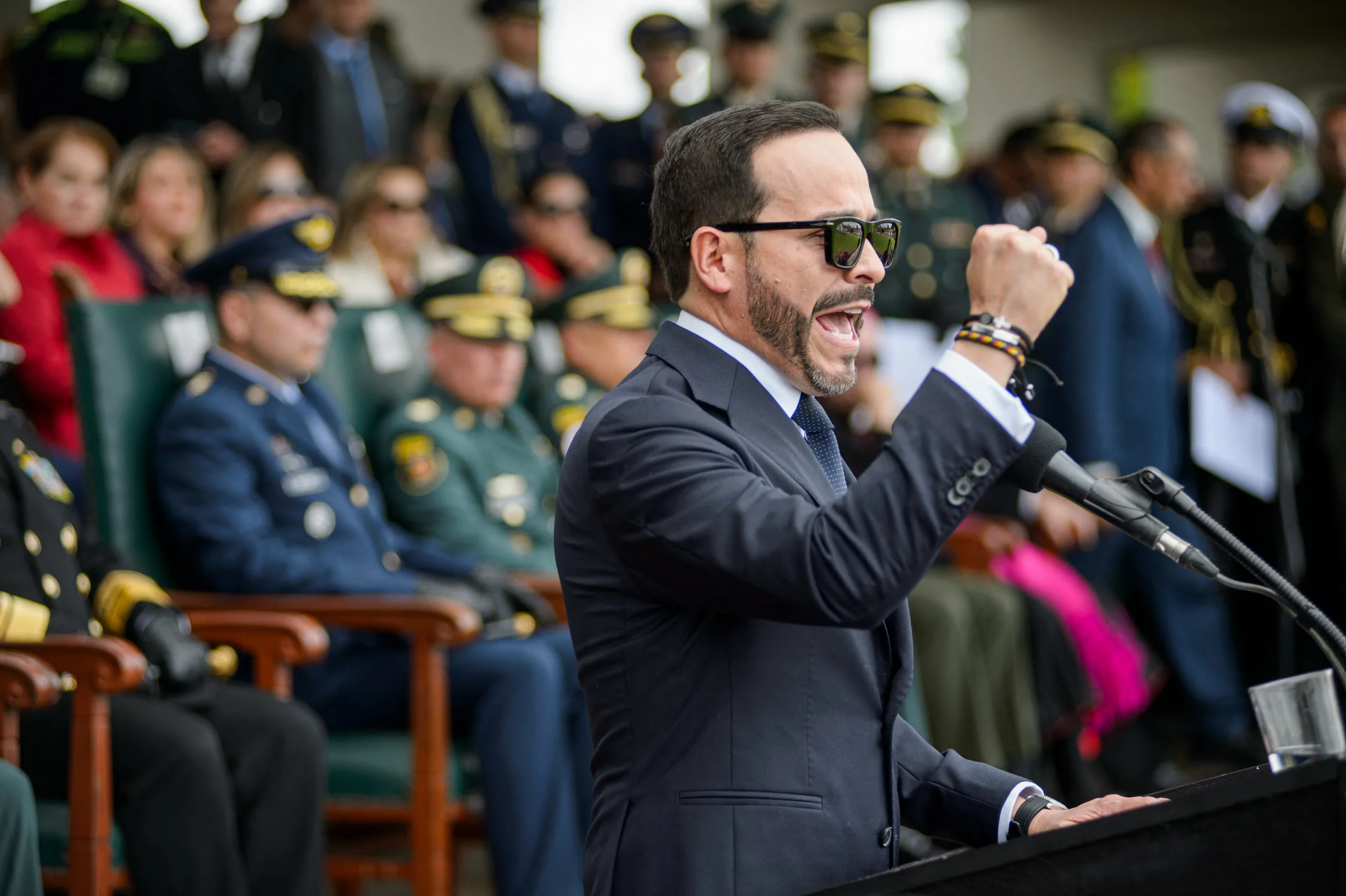 Abelardo de la Espriella venceu as eleições em maio de 2026, em um processo marcado por denúncias de irregularidades e intervenções externas.