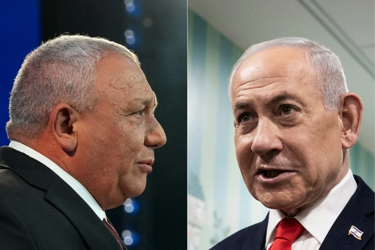 Gadi Eisenkot (à esq.), ex-chefe das Forças Armadas israelenses e líder da oposição, e Benjamin Netanyahu, atual primeiro-ministro de Israel.