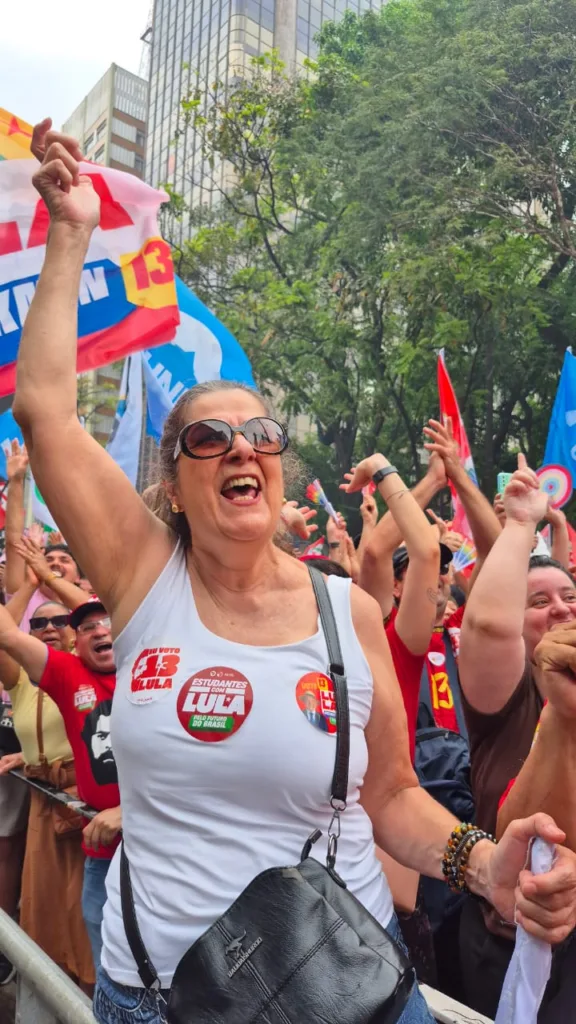 Ato reúne apoiadores do presidente Lula em SP