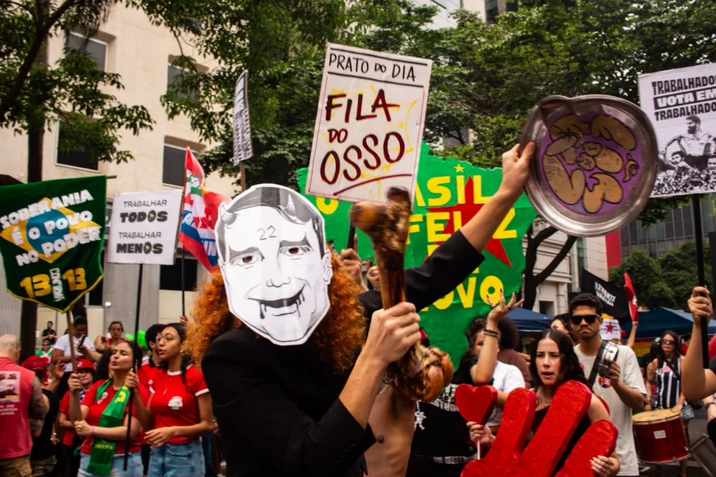 Ato em apoio à candidatura do presidente Lula na Avenida Paulista, em SP